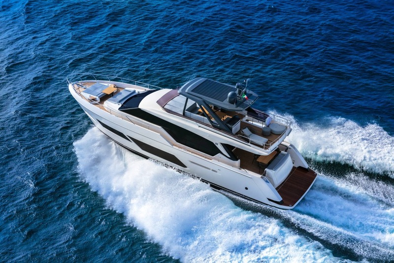 FERRETTI 720